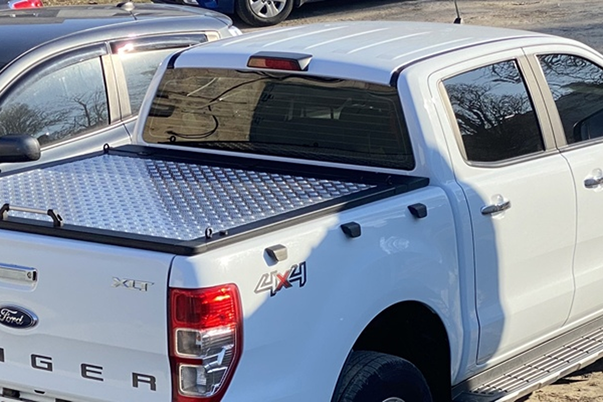 Кунг, ролета чи кришка