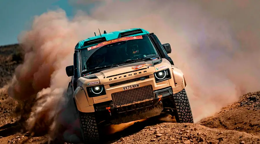 Тріумф серійного Defender: Рокас Бацюшка здобуває перемогу в категорії Stock з відривом у 4 години від найближчого переслідувача.